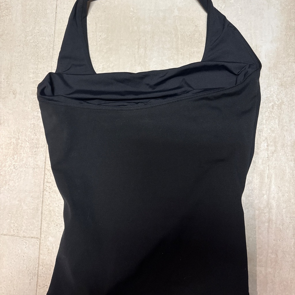 All things golden ATG Sculpt Halter Tank - Picture 6 of 7